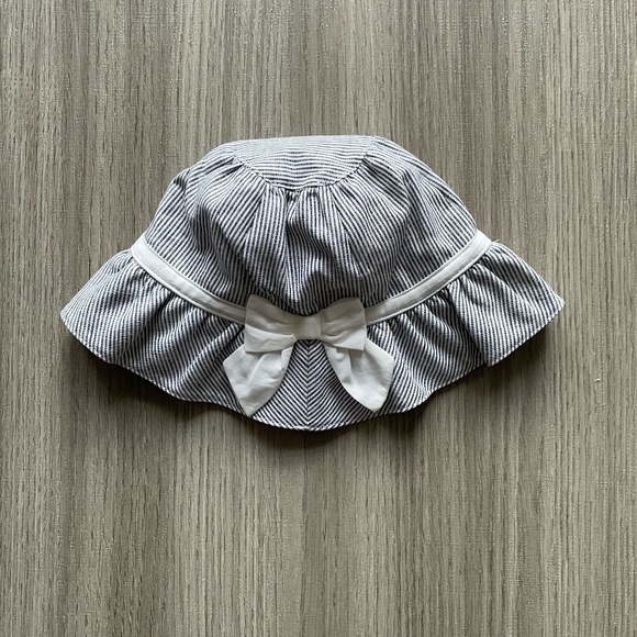 NWT Janie & Jack Striped Bow Bucket Hat & NWOT Eyelet Ruffle Bonnet Pink 12-18M - Picture 3 of 9